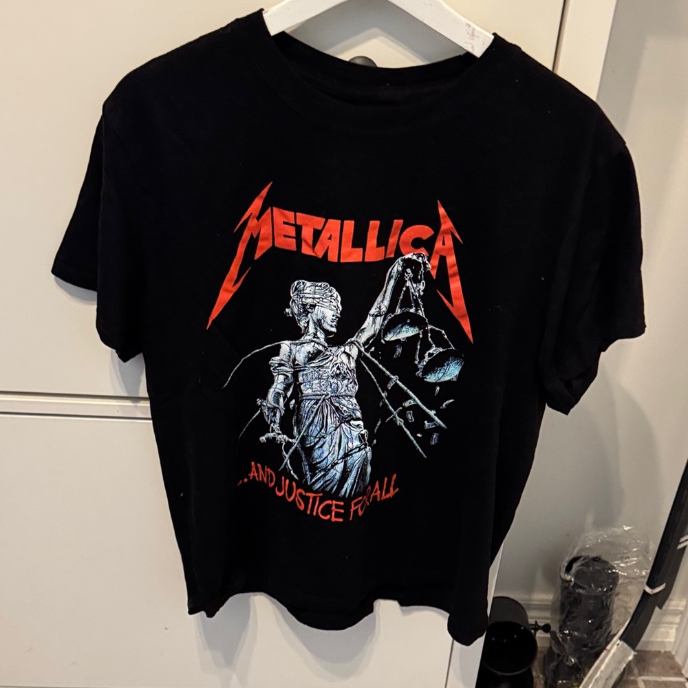 LG Black Graphic Tee